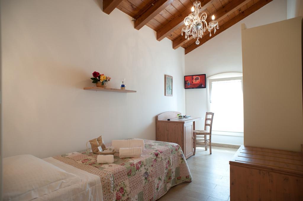 Villa Myosotis Мирано Номер фото